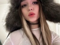 MilaMiuu's Live XXX Chat