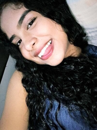 Leila__Saadi