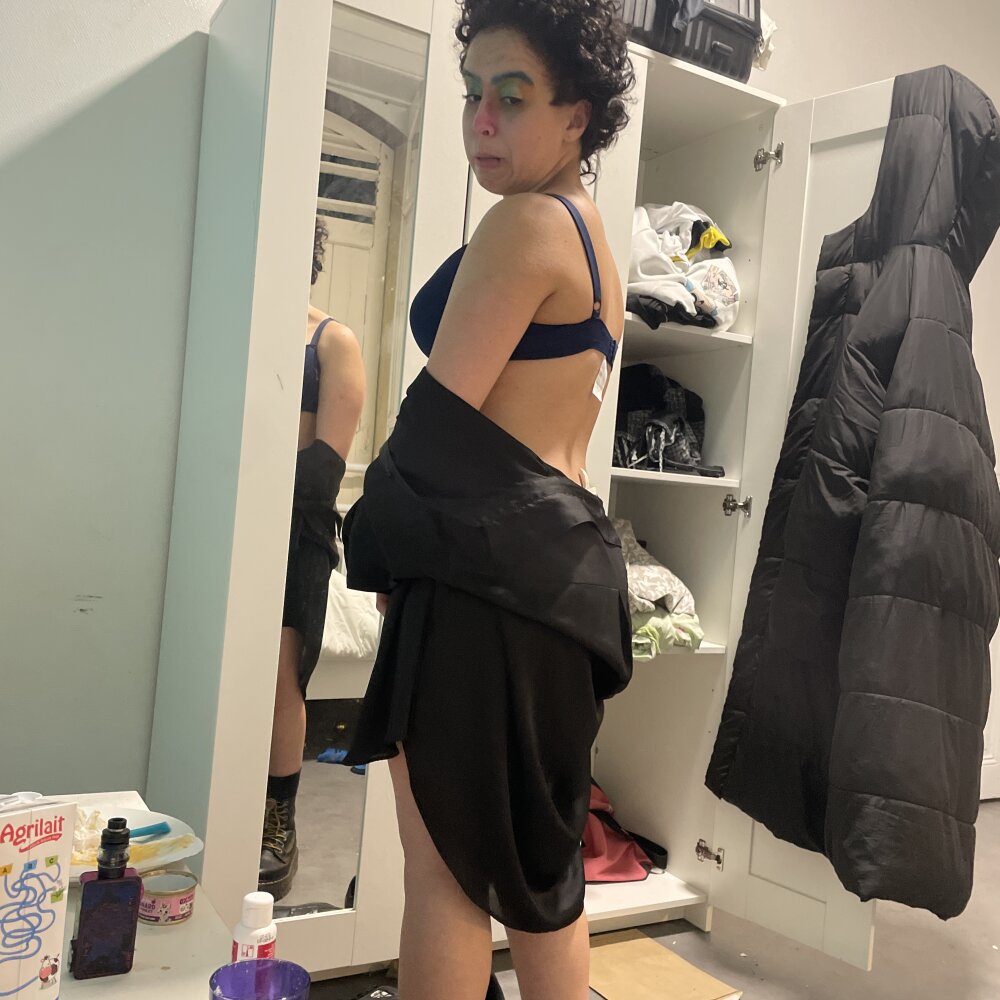 couple117n's most recent online preview