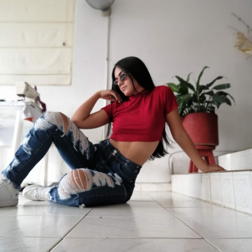 sofia_foxxx_1 profile