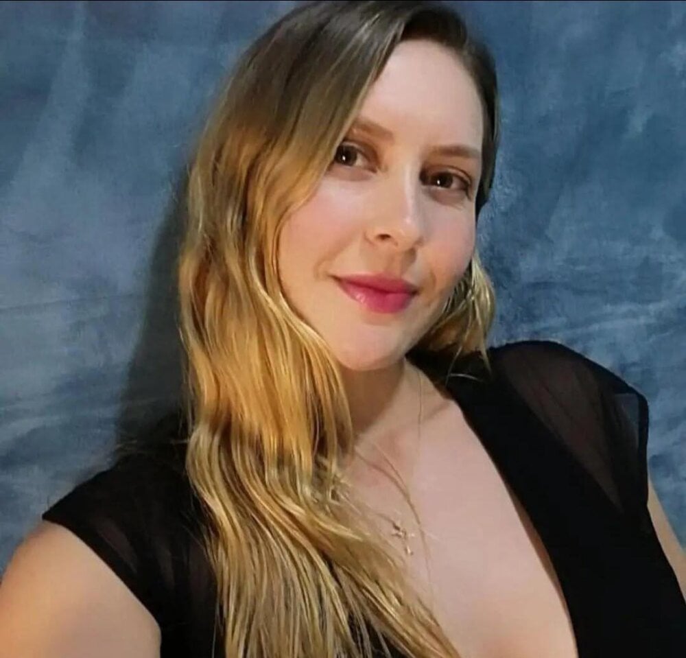 free6cams.com _jennyxoxo_ livesex profile in spanish cams