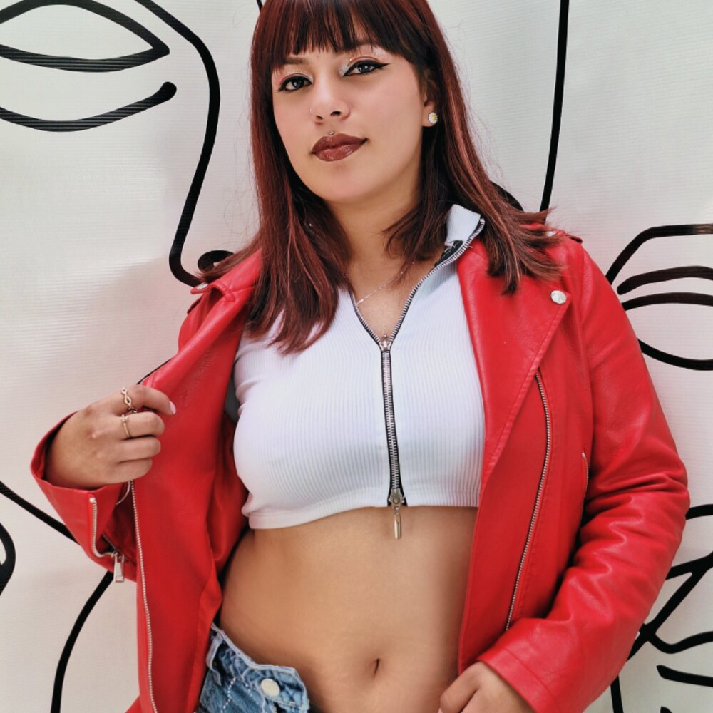 Live sex webcam photo for EmmaBunny #289860388