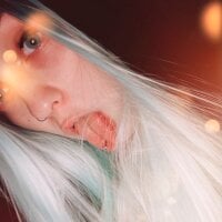 lilityuu's Offline Chat Room