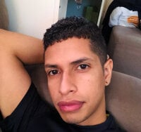 subversatil's Offline Chat Room