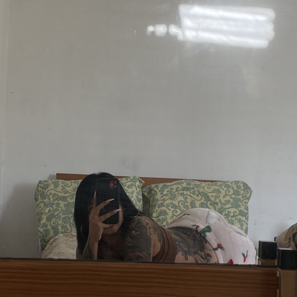 Peachyink profile