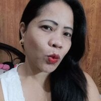 xsweetlips69x's webcam live show