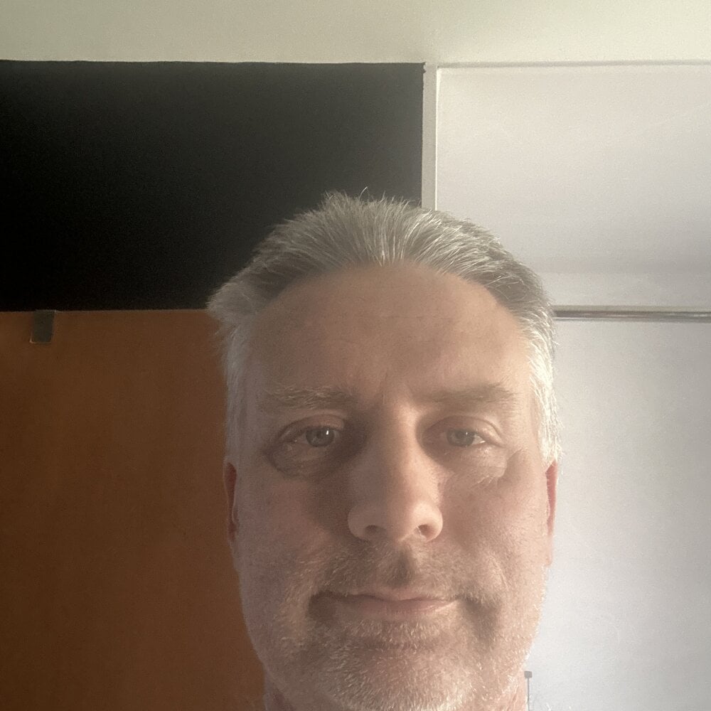 bigwhitedicck profile