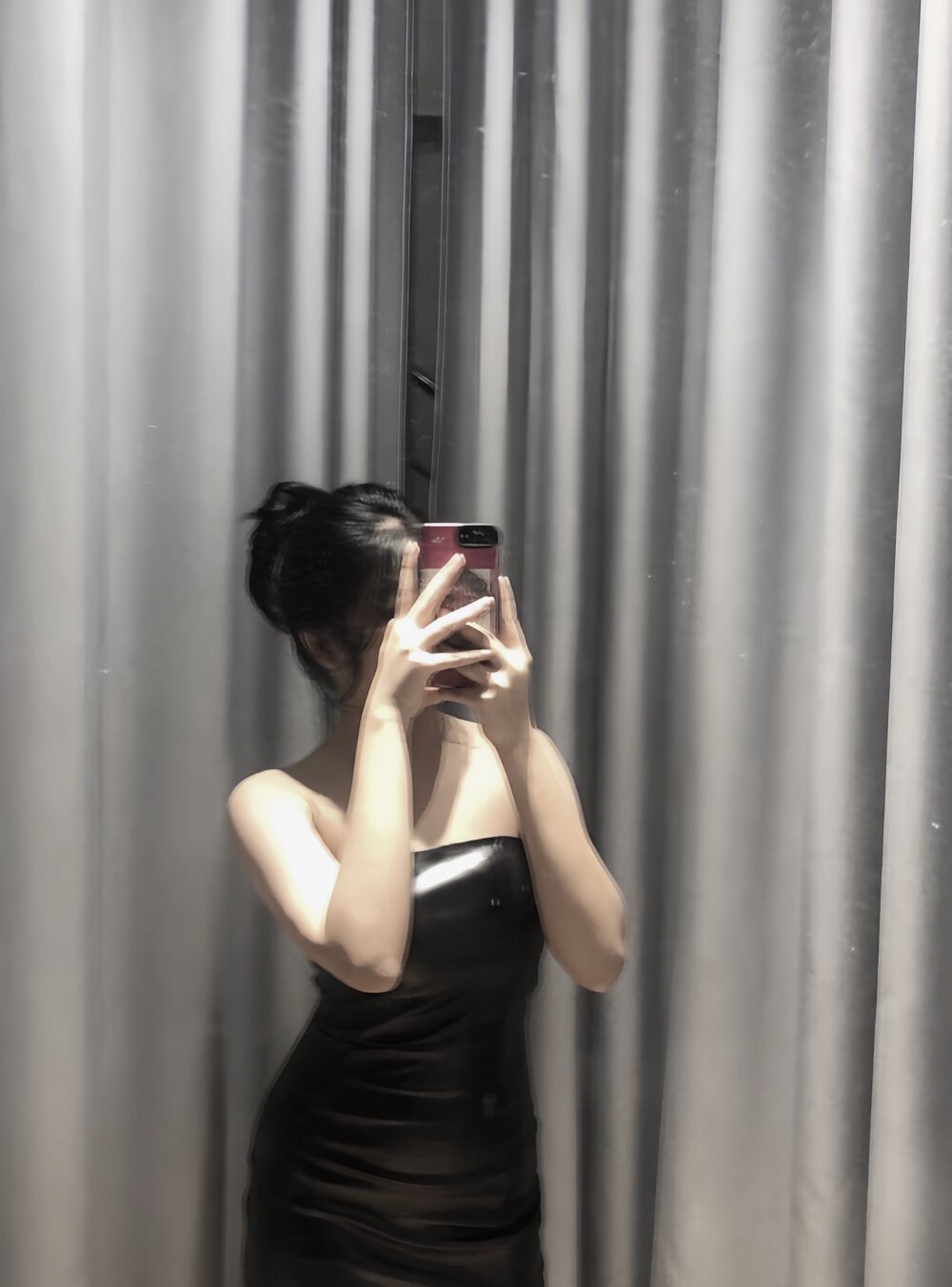 Live sex webcam photo for Minna_ne12 #288106802