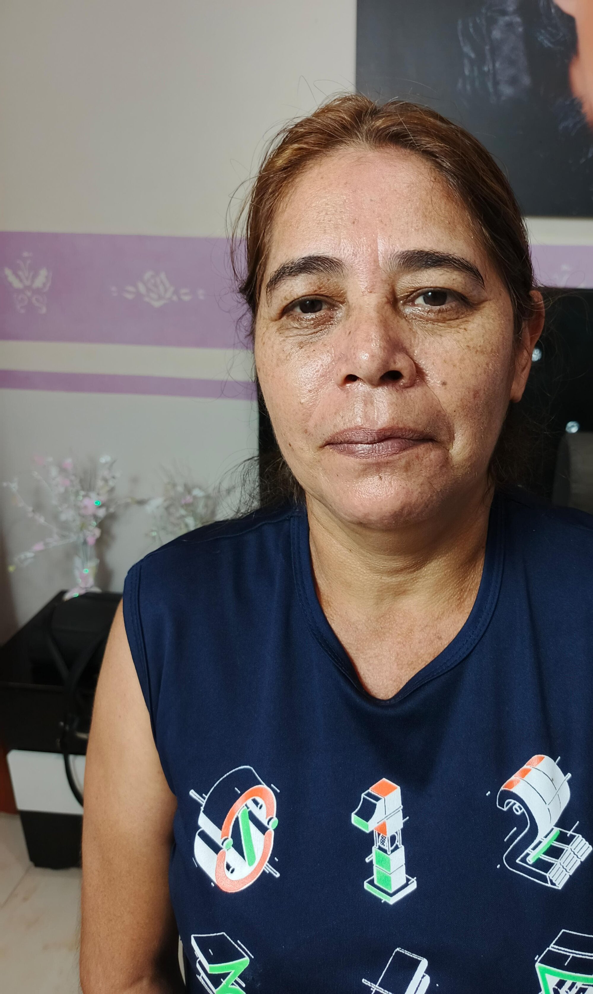 Rosmeri_Hot_Mature