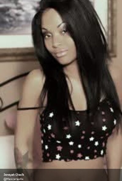 Lexxilovee