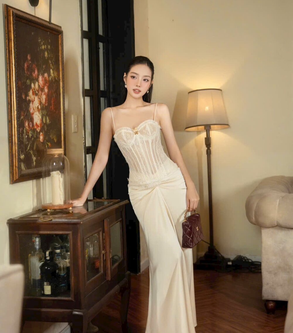 bestlivesexchat.com misa_kute20 livesex profile in where-big-womans-rules cams