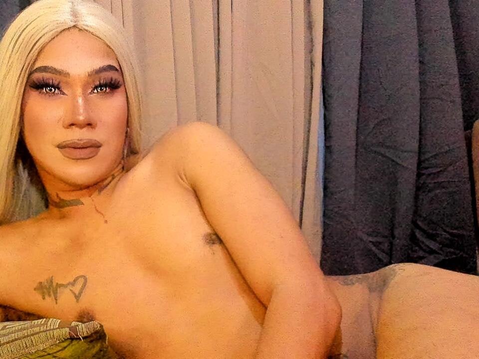 asian_cumsawyer from stripchat