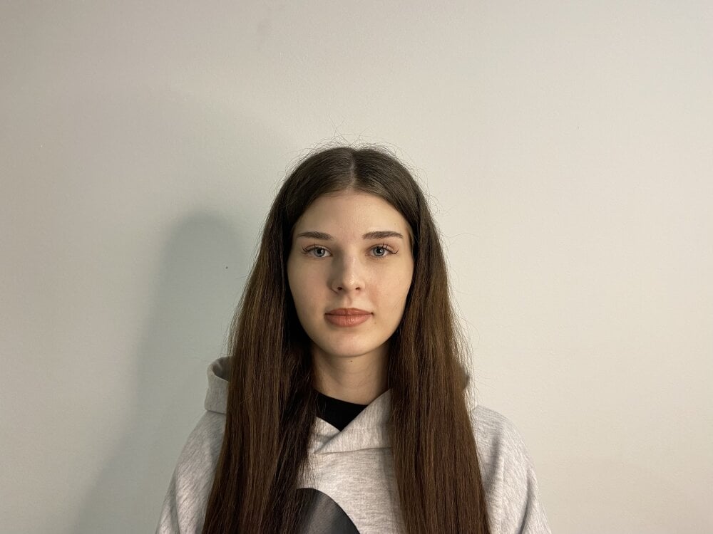 stripchat cyndihalaby