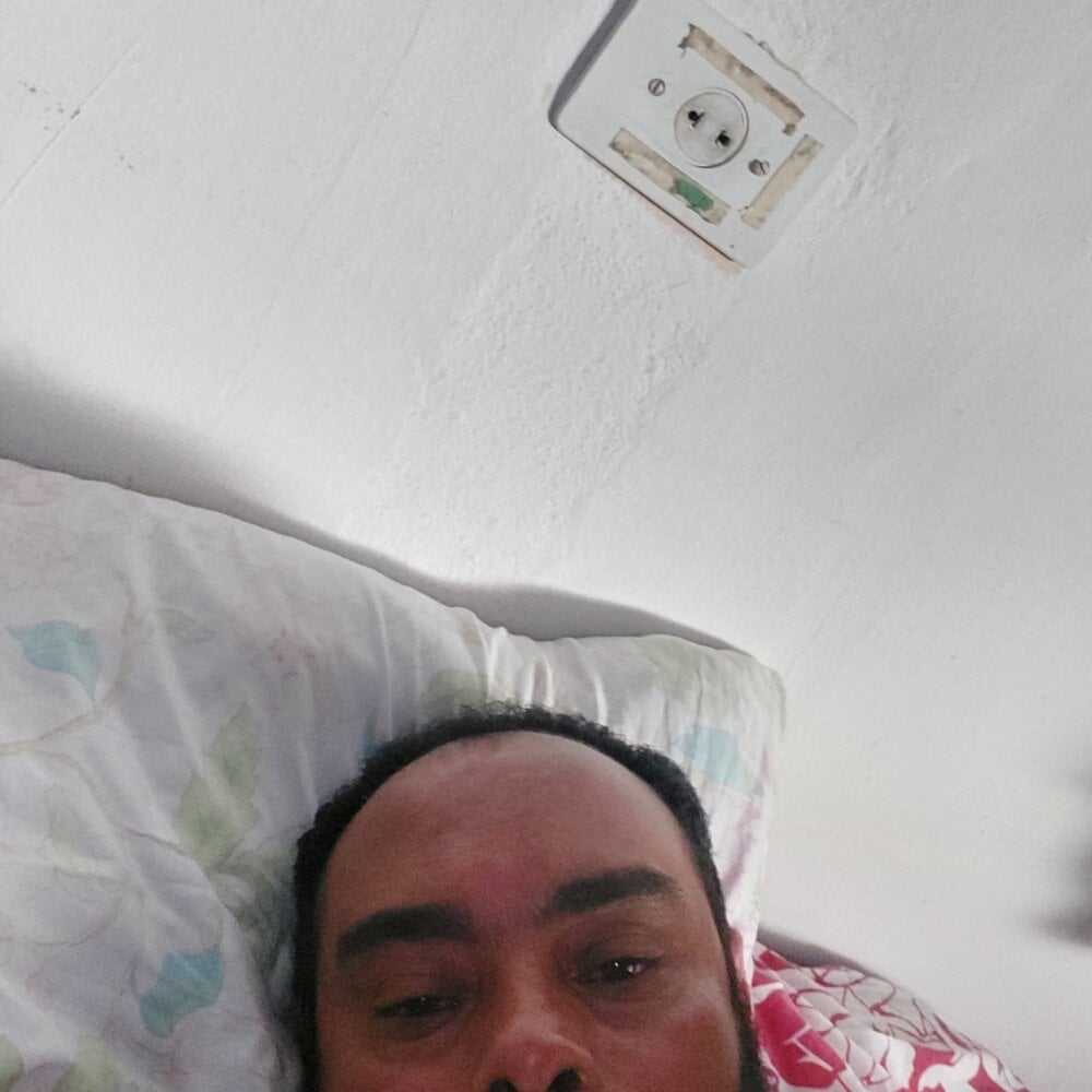 avatazo's Offline XXX Chat