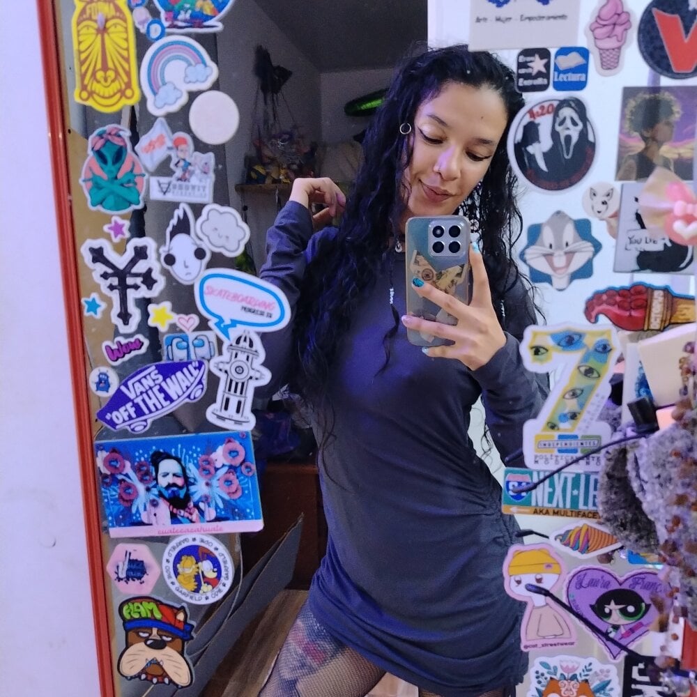 Live sex webcam photo for rebekka_simpson #290211347