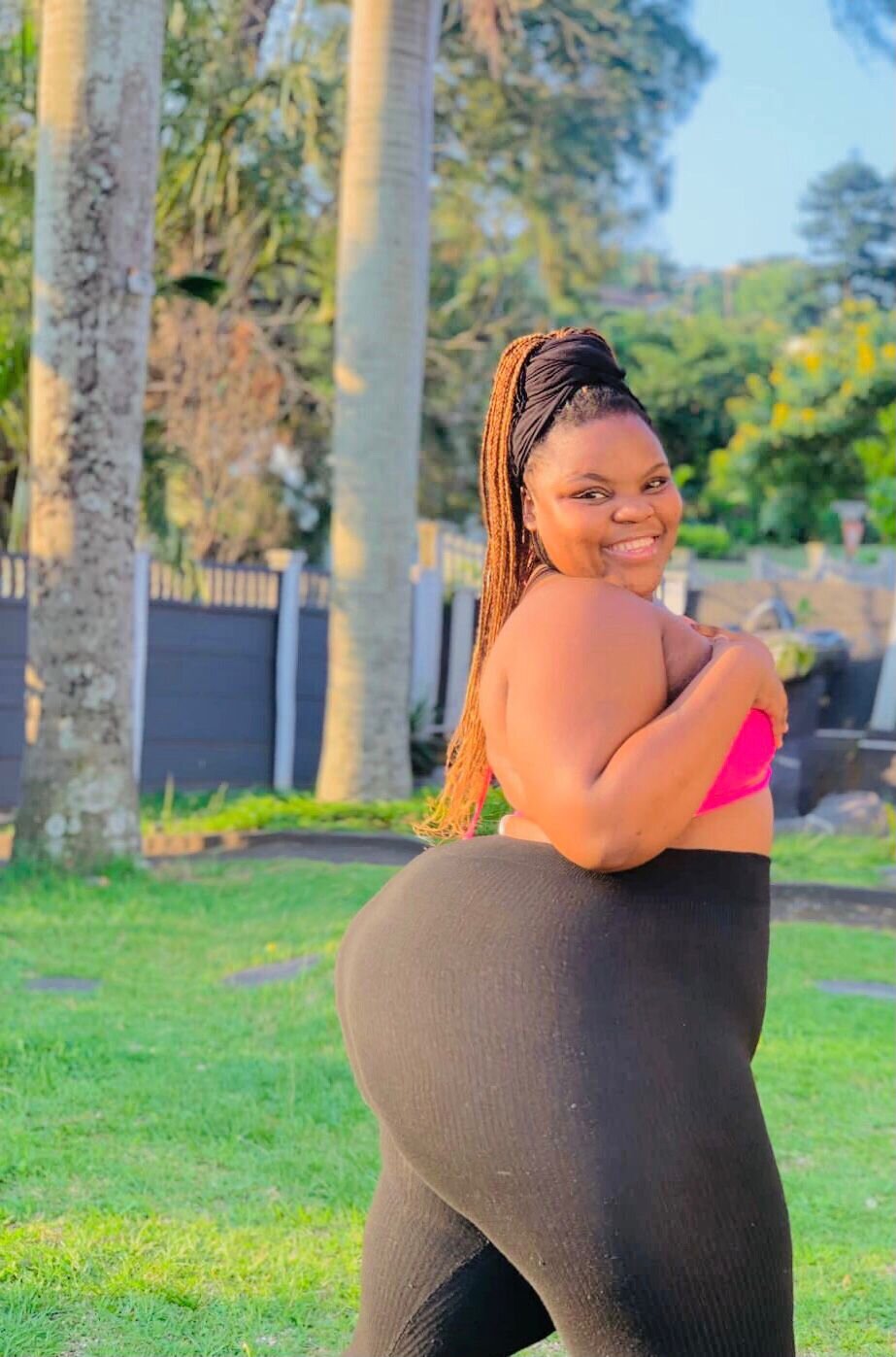 Bootyliciousxx20