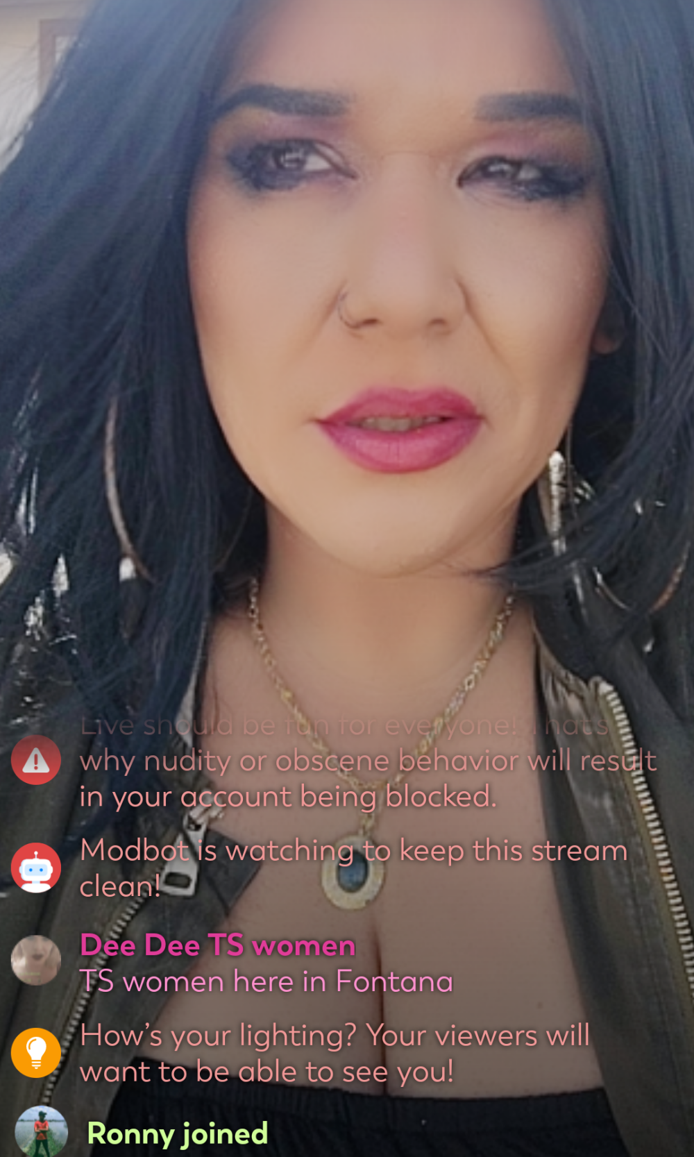 deedeelove82 profile