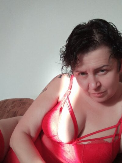 Live Sex Chat with LitisiaLove455 on Private Show Fun