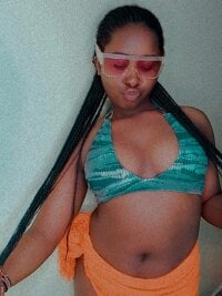 Coco-divonce's Offline Chat Room
