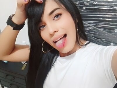 AlexalaRoca - Stripchat Trans 