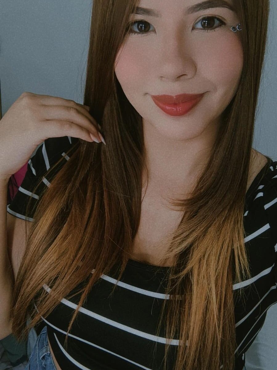 _hilary_y profile