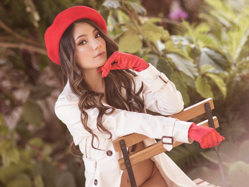 Live sex webcam photo for AmyArmstrong #289976155