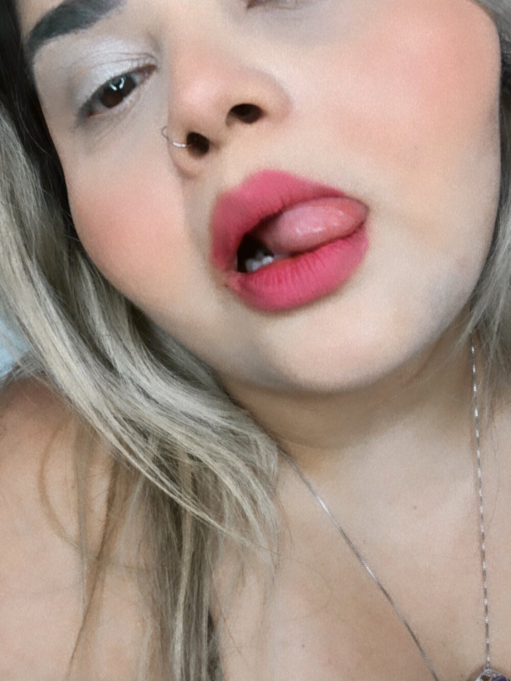 OrdinaryAnjou's Offline XXX Chat