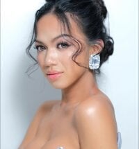 HugeCocoCock webcam thumbnail