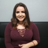 AdrianaMmm's Offline Chat Room