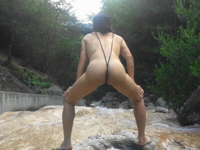 IMAGatMARK Male Flexing Free Webcam Striptease