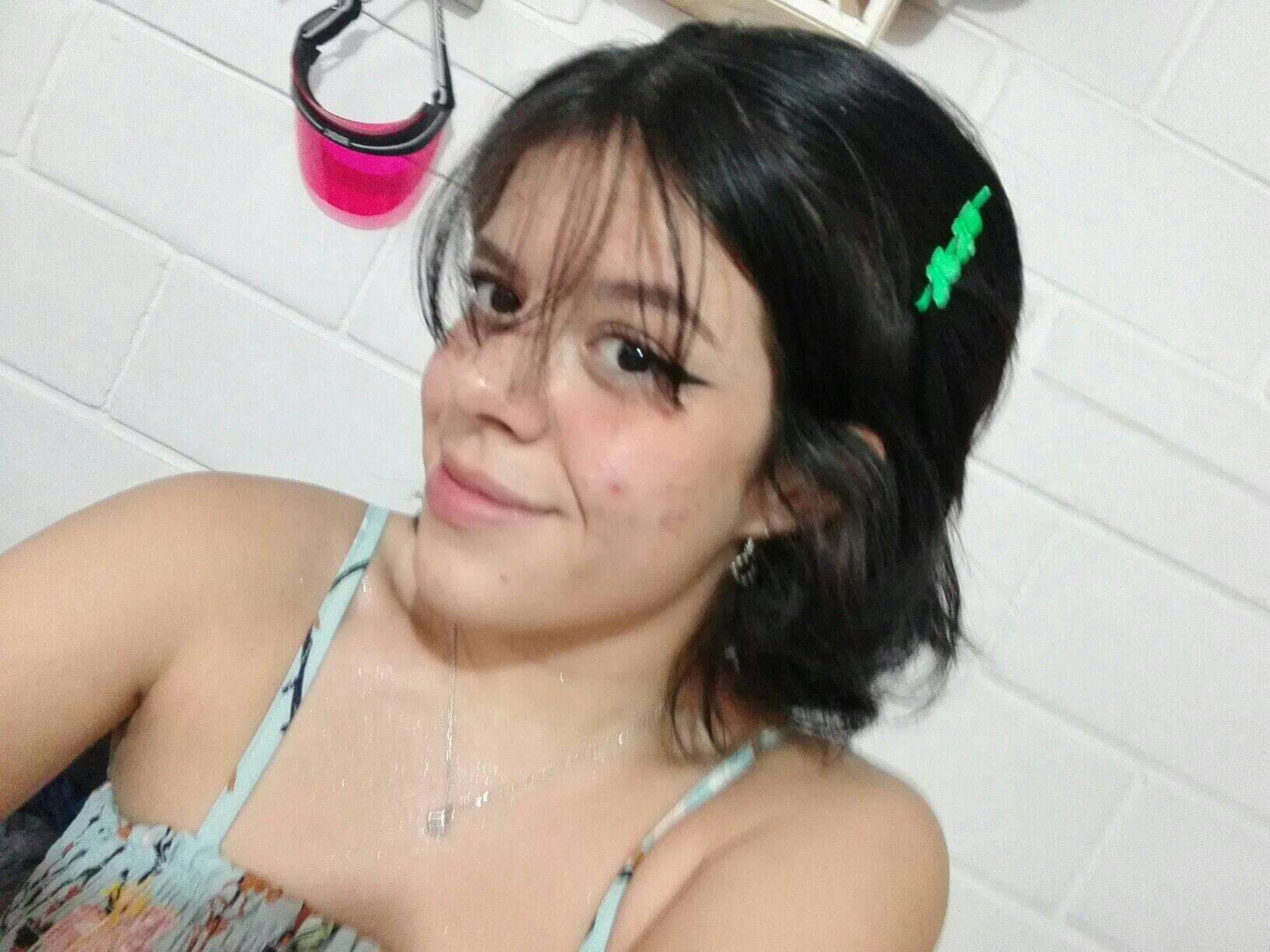 Amy_bubble1