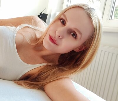 laurenfromthesky 🙂 online sex cam