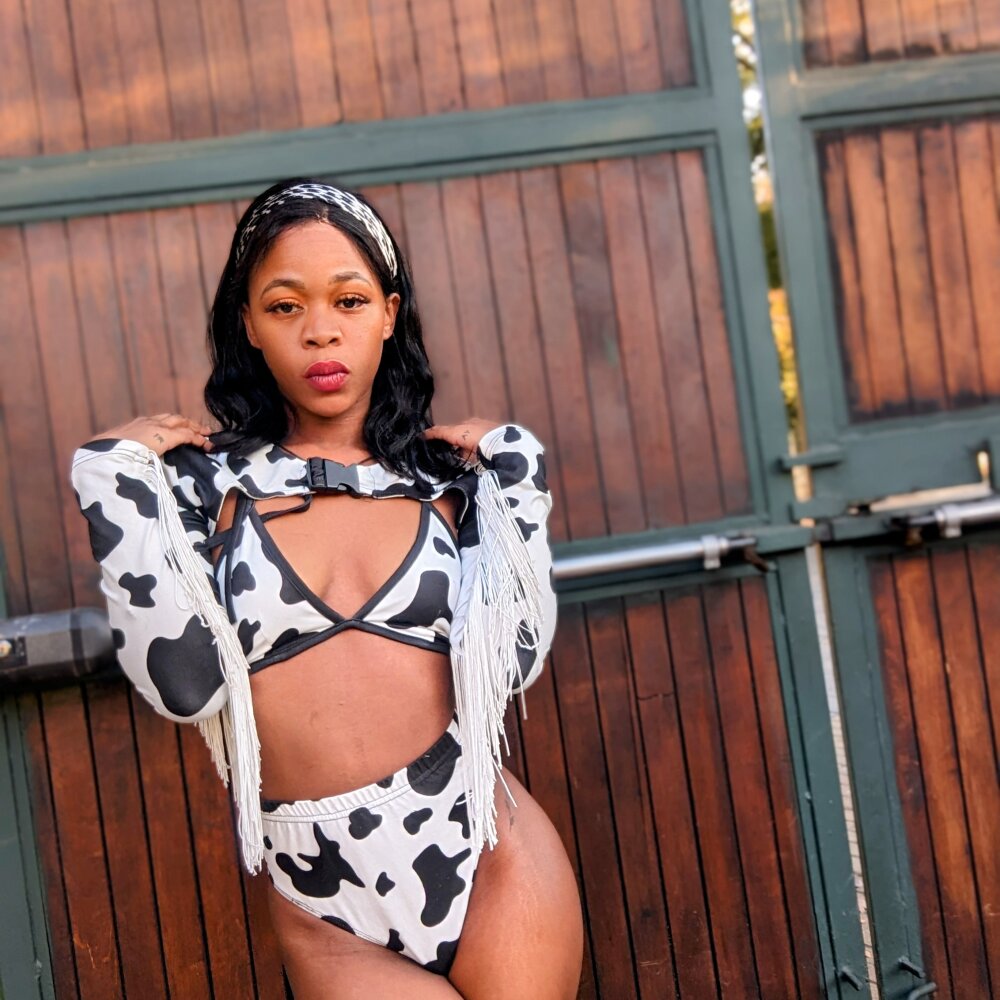 Live sex webcam photo for FRUITOFEDEN01 #290069035