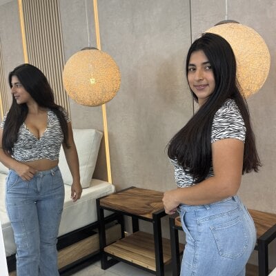 sapphire_gaze from stripchat