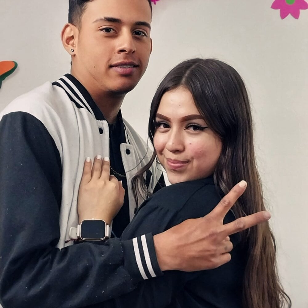 hotlatincouplexx from stripchat