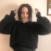 Velin_angel's Offline Chat Room