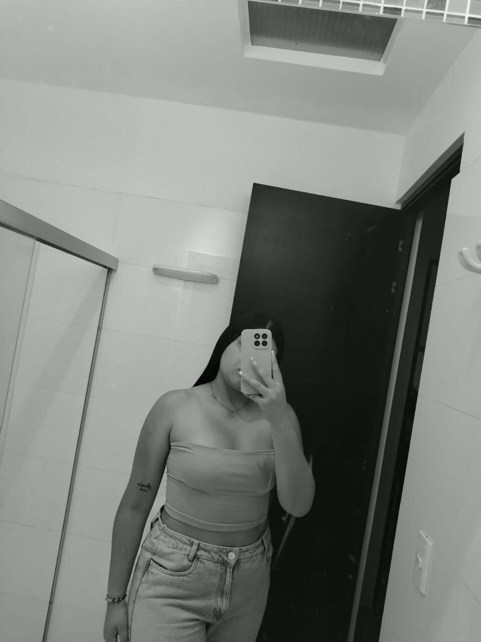 Asshley_bensson_03