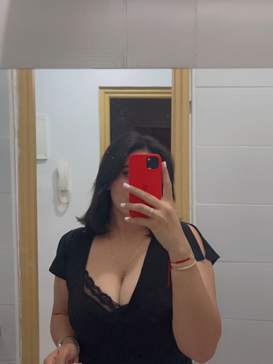 SOFIA-ARABIC Cam Model Profile | Stripchat