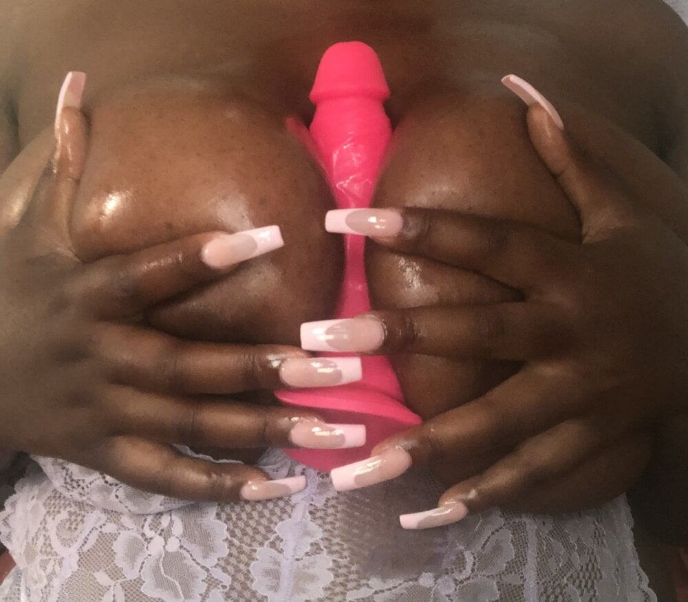 ImaniWinter's Offline XXX Chat