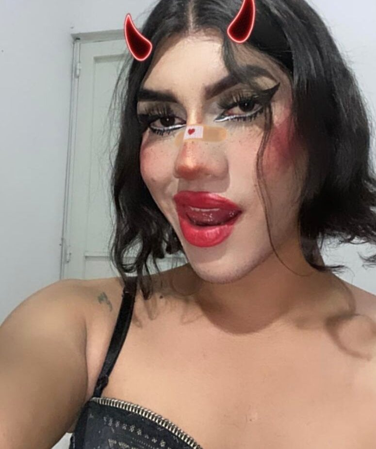 Tefy_bratz's Offline XXX Chat