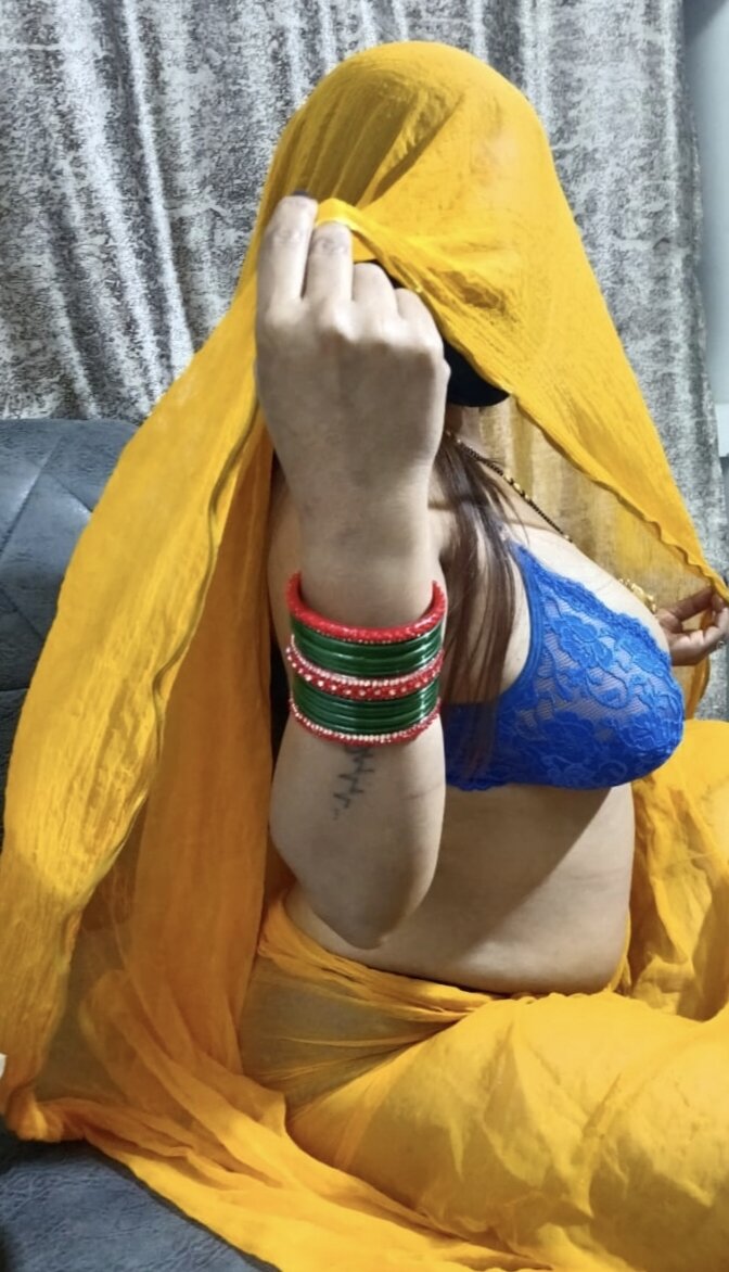 Decent_ruhi_bhabhi