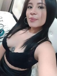 chanel_mv's Offline XXX Chat