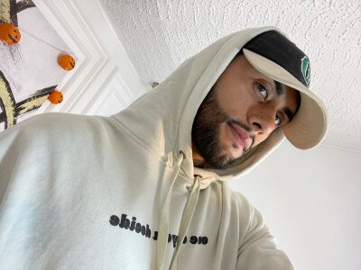 dammian_connors from stripchat