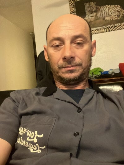 Tat2dguy47 Male Orgasm Free Webcam Strip