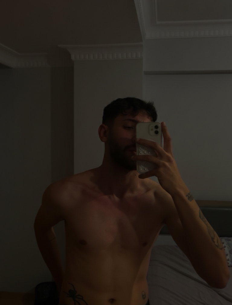 gloronn's most recent online preview