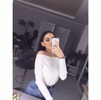 Leslie_london's Offline XXX Chat