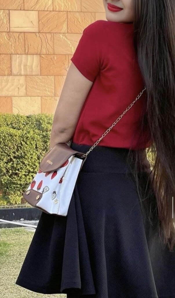 POOJA_PARI
