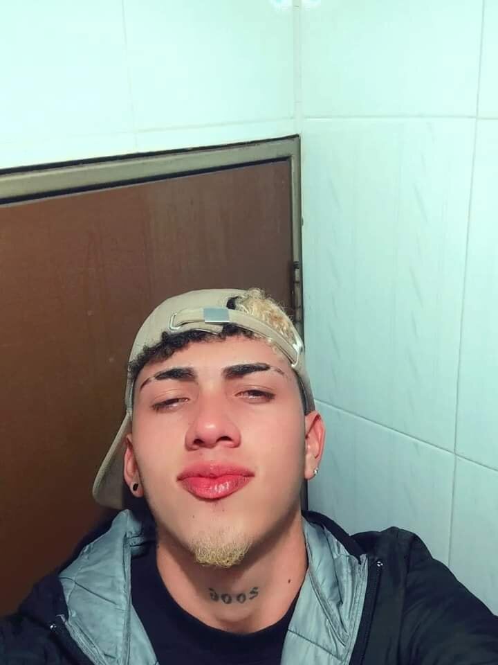 yixonhot profile