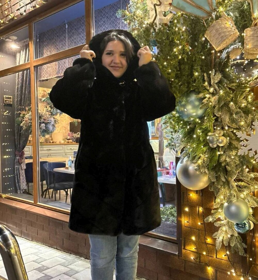 stripchat lucillewalsh webcam profile pic via chatnmate.com