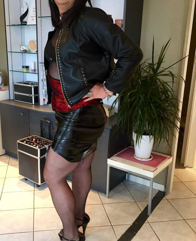 yasmina31's most recent online preview